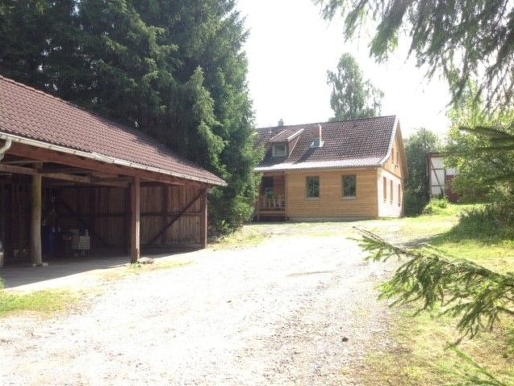 Urgemütliche Gruppenhütte mit Gartensauna-Drinnen