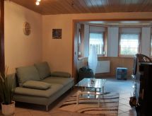 Geräumige Ferienwohnung im Untergeschoss