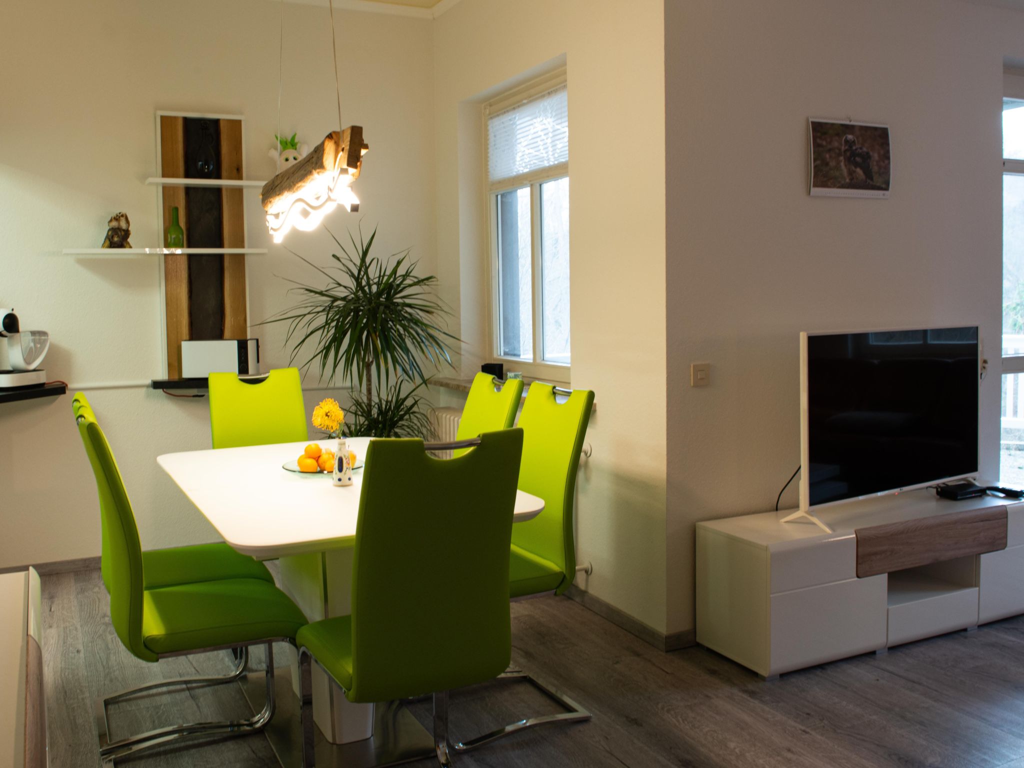 Die Käuzchenkuhle-Drinnen