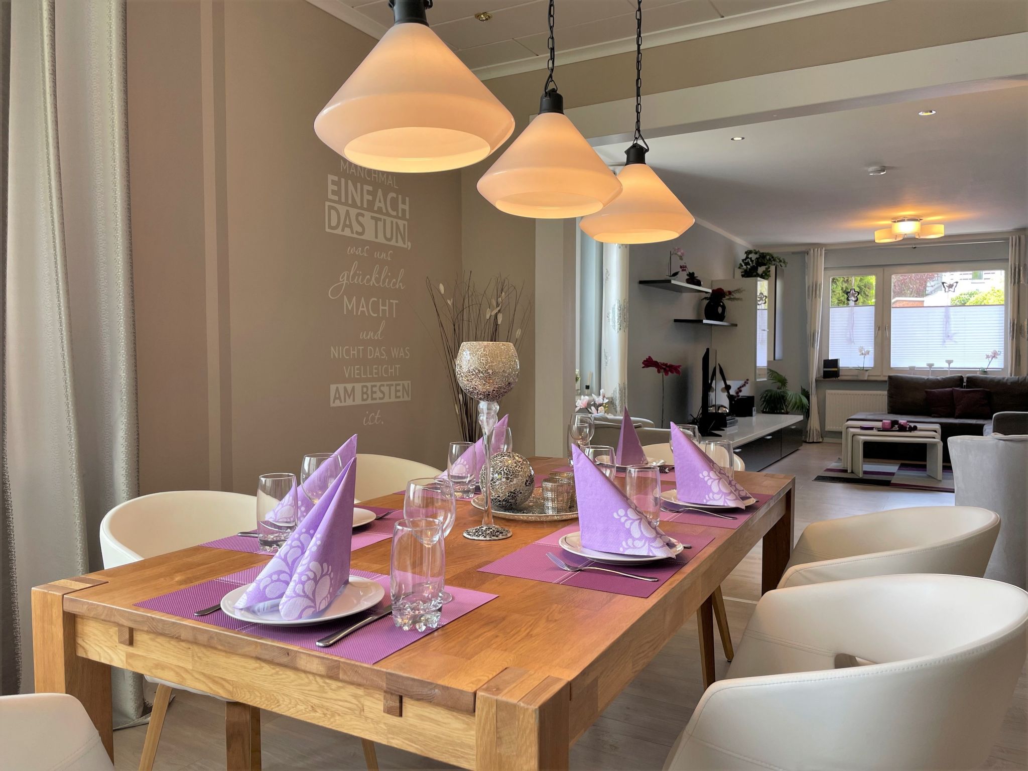 Modernes, gemütliches Ferienhaus mit Terrasse und Garten-Drinnen