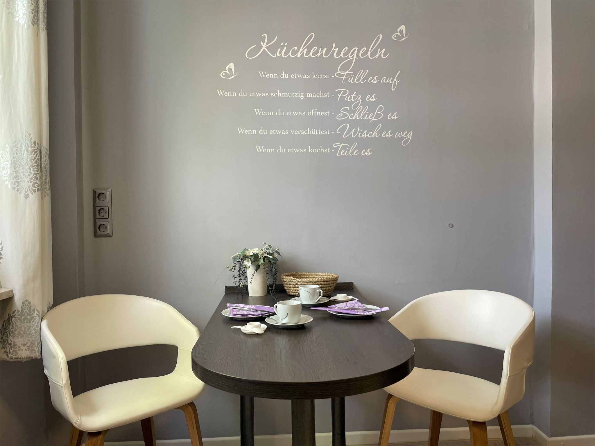 Modernes, gemütliches Ferienhaus mit Terrasse und Garten-Drinnen