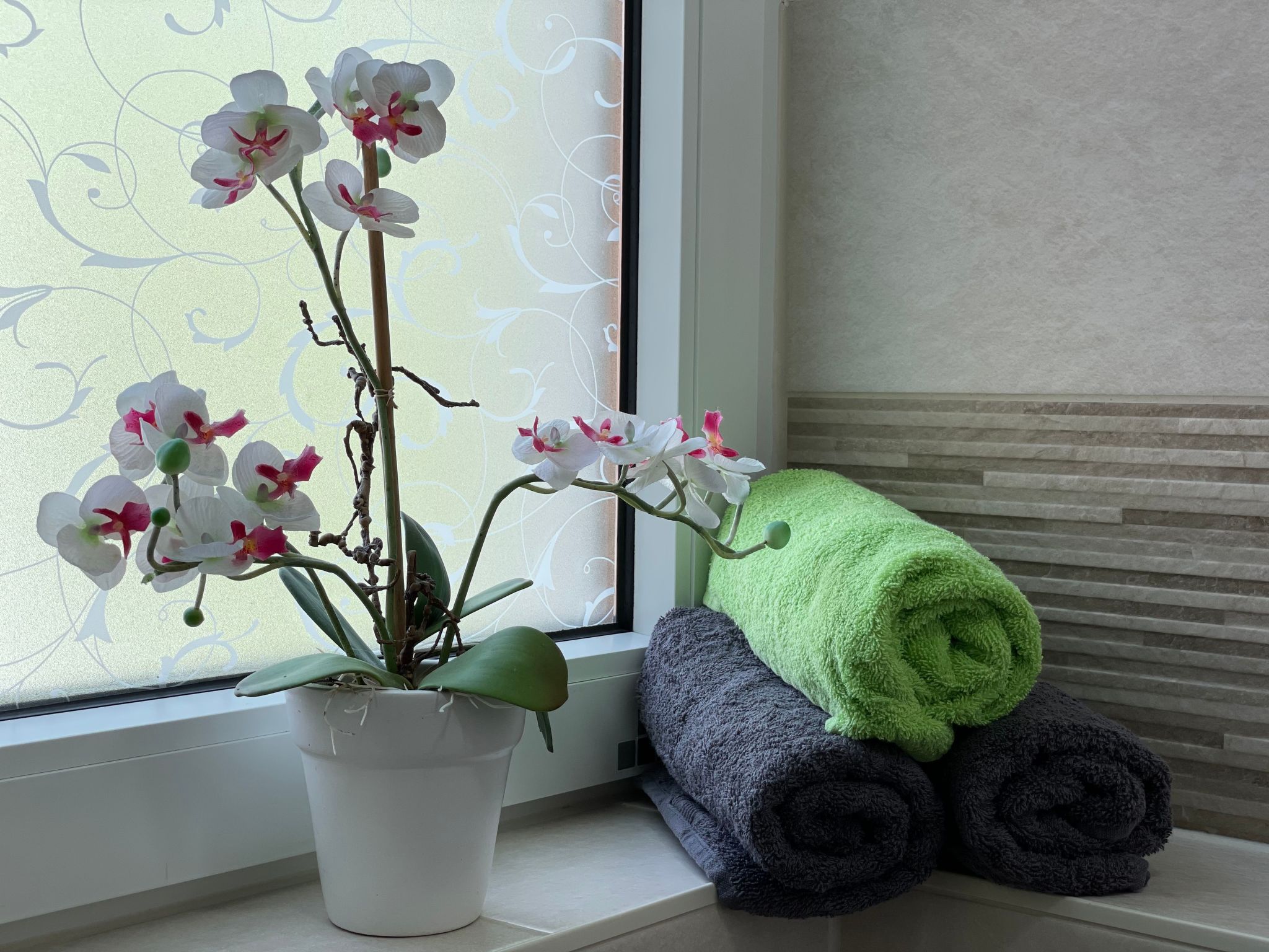 Modernes, gemütliches Ferienhaus mit Terrasse und Garten-Drinnen