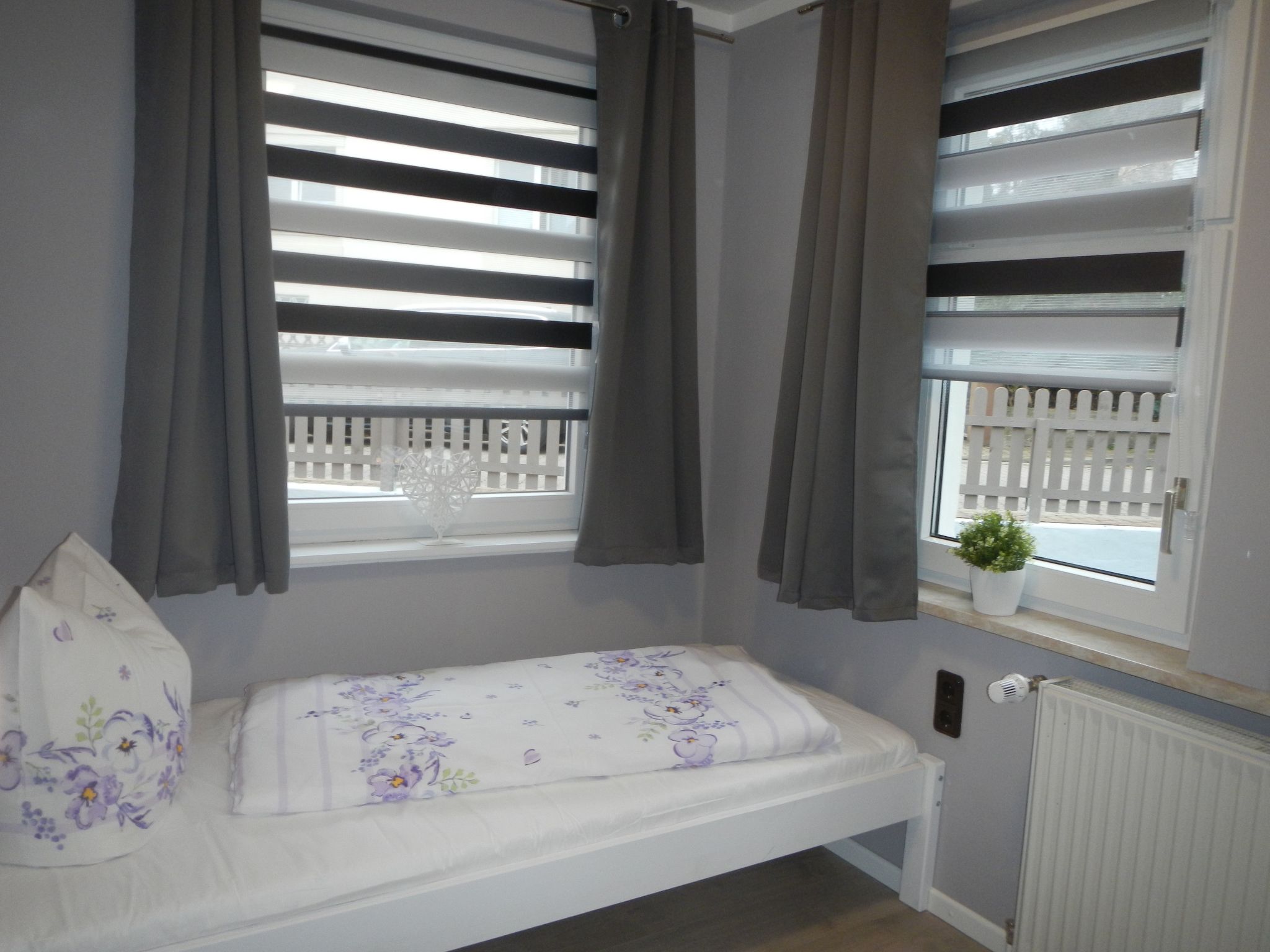 Modernes, gemütliches Ferienhaus mit Terrasse und Garten-Drinnen