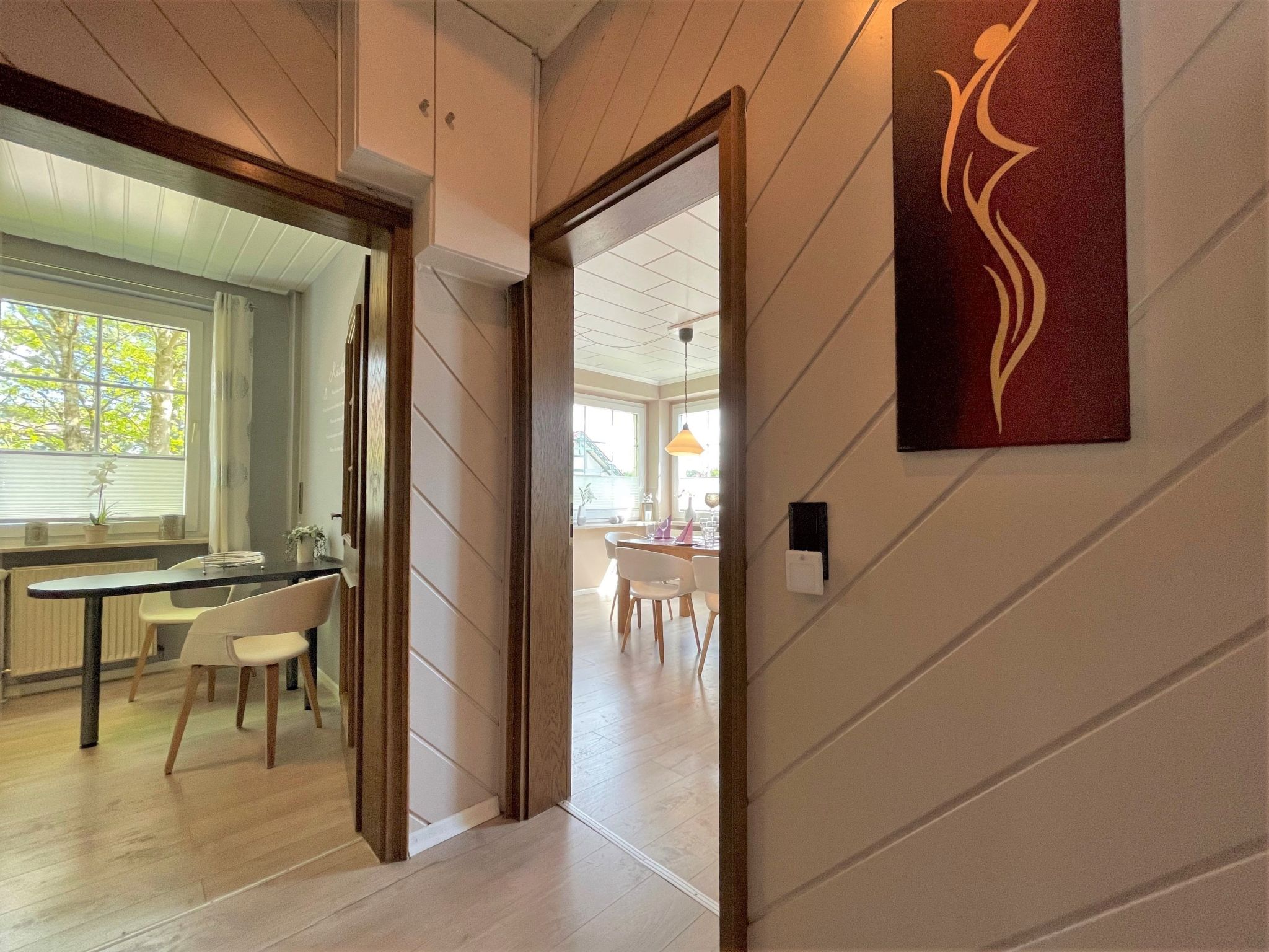 Modernes, gemütliches Ferienhaus mit Terrasse und Garten-Drinnen