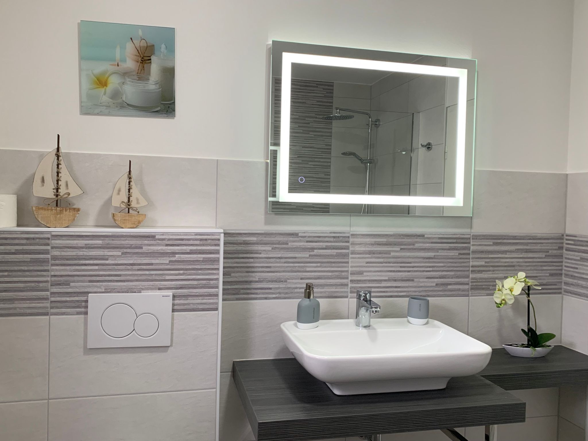 Modernes, gemütliches Ferienhaus mit Terrasse und Garten-Drinnen