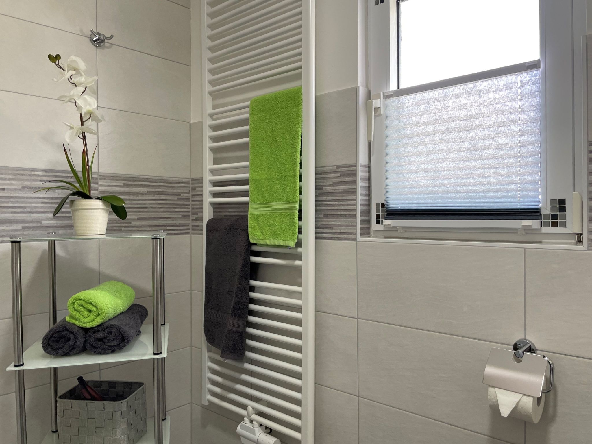 Modernes, gemütliches Ferienhaus mit Terrasse und Garten-Drinnen