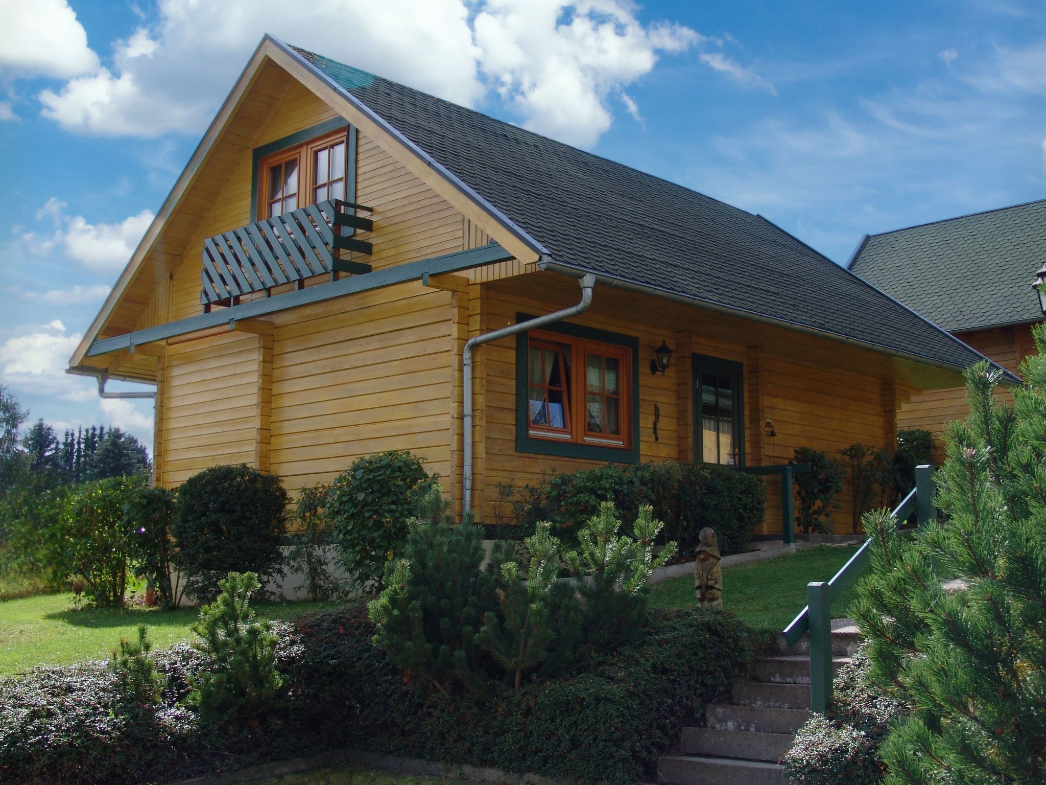 Wunderschönes Blockhaus mit Terrasse-Drinnen