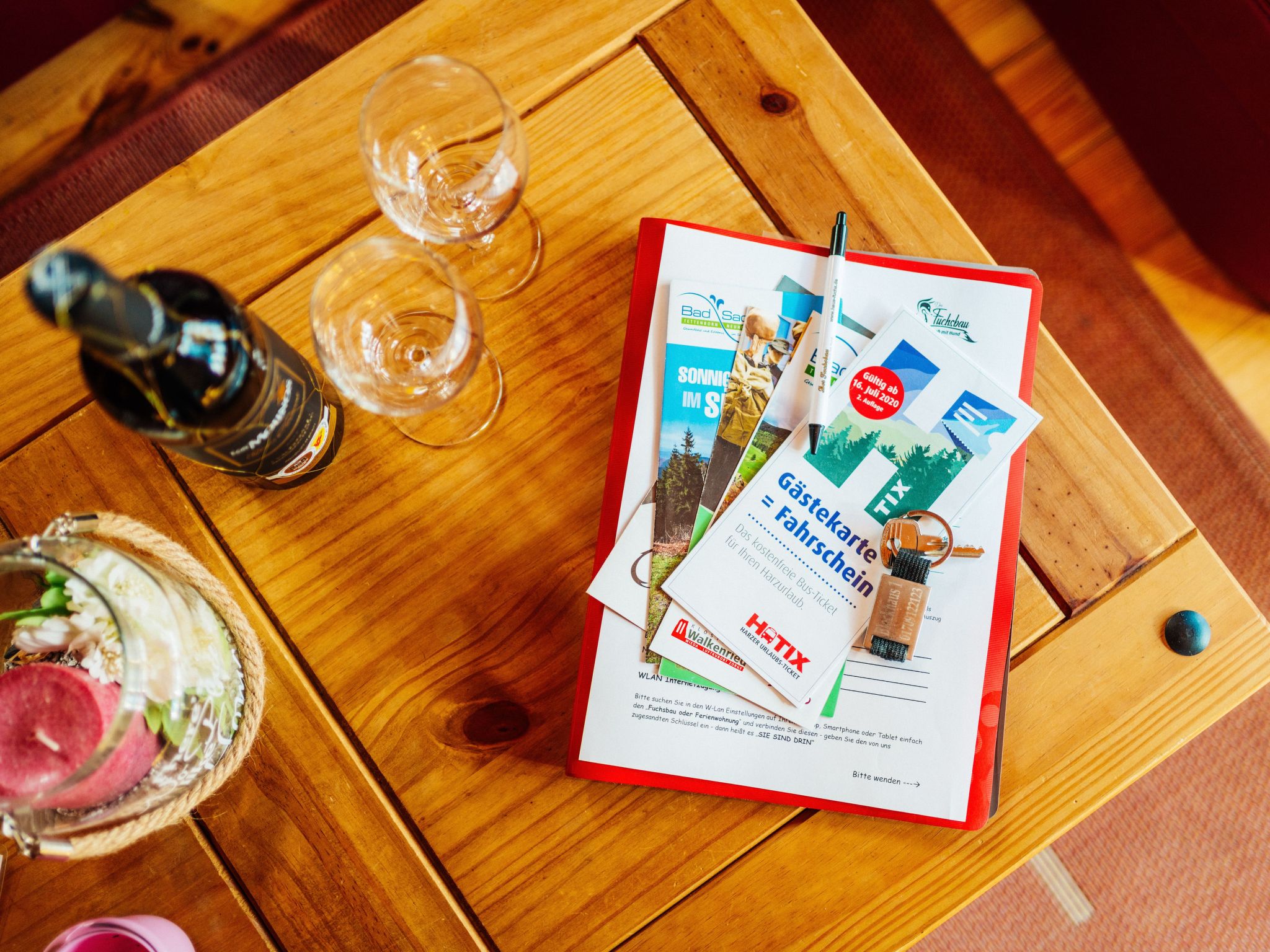 Wunderschönes Blockhaus mit Terrasse-Drinnen