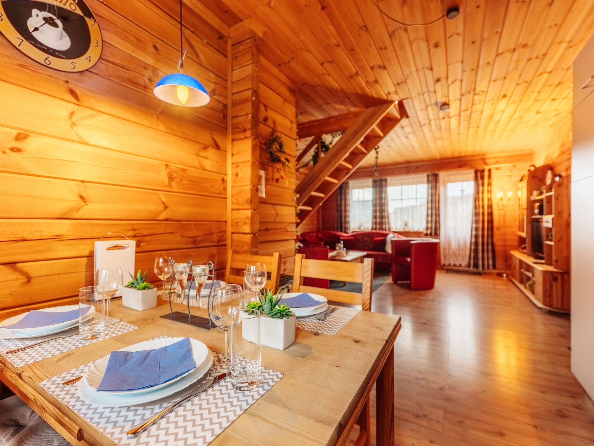 Idyllisch gelegenes Blockhaus - Hunde willkommen-Drinnen