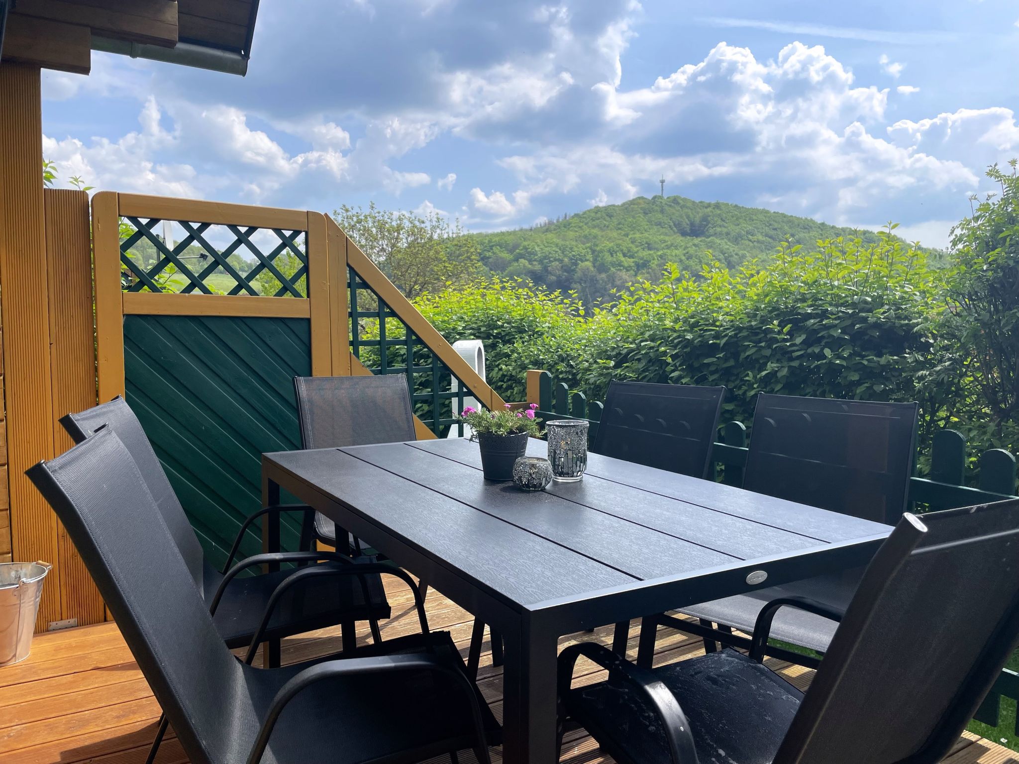 Idyllisch gelegenes Blockhaus - Hunde willkommen-Drinnen