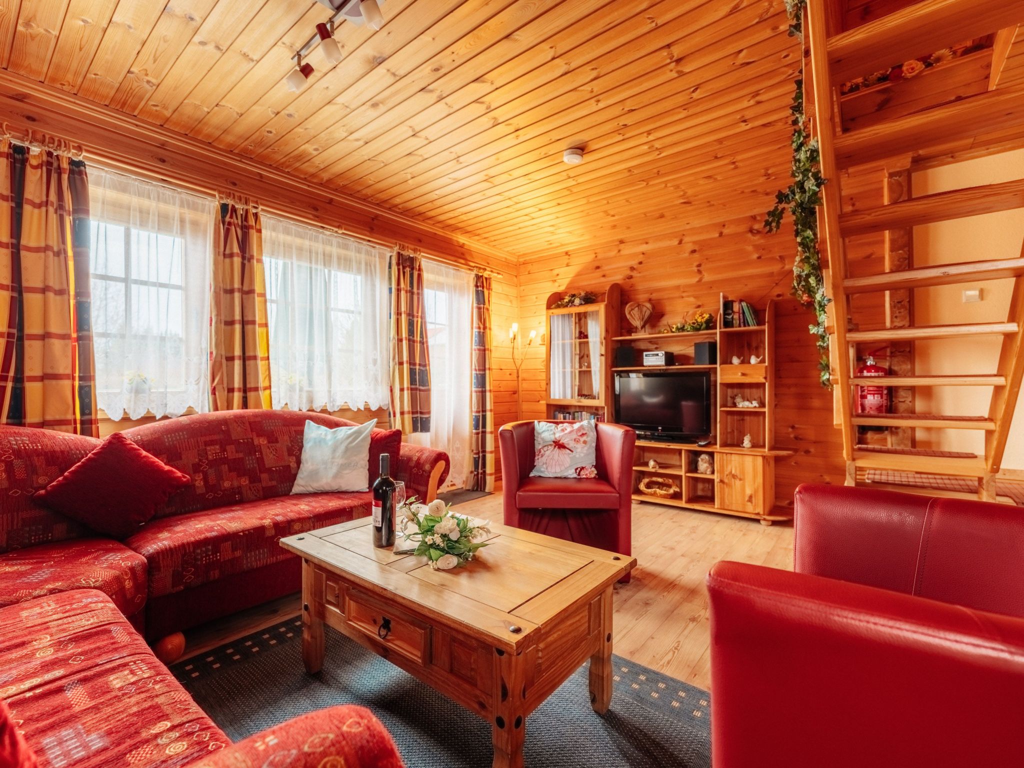 In Steina mit Kleinem Balkon-Drinnen