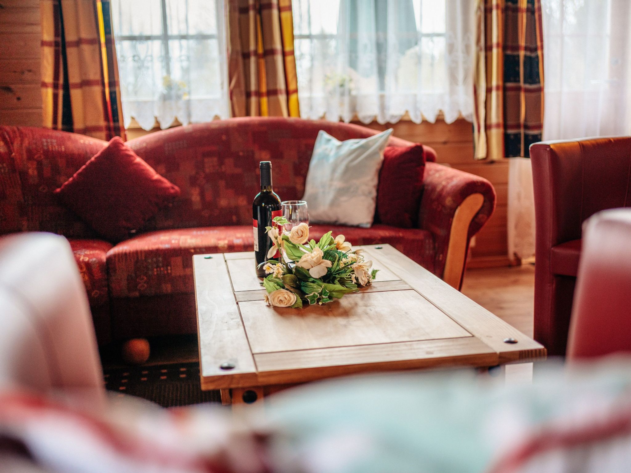 In Steina mit Kleinem Balkon-Drinnen