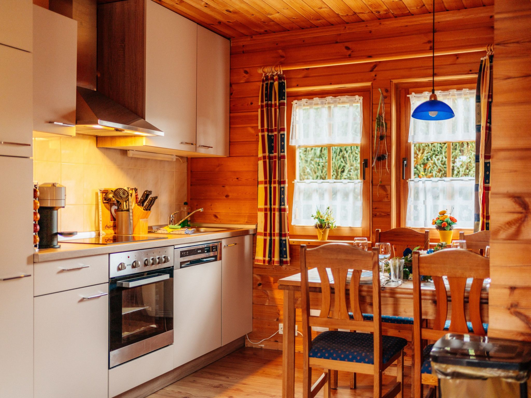 In Steina mit Kleinem Balkon-Drinnen