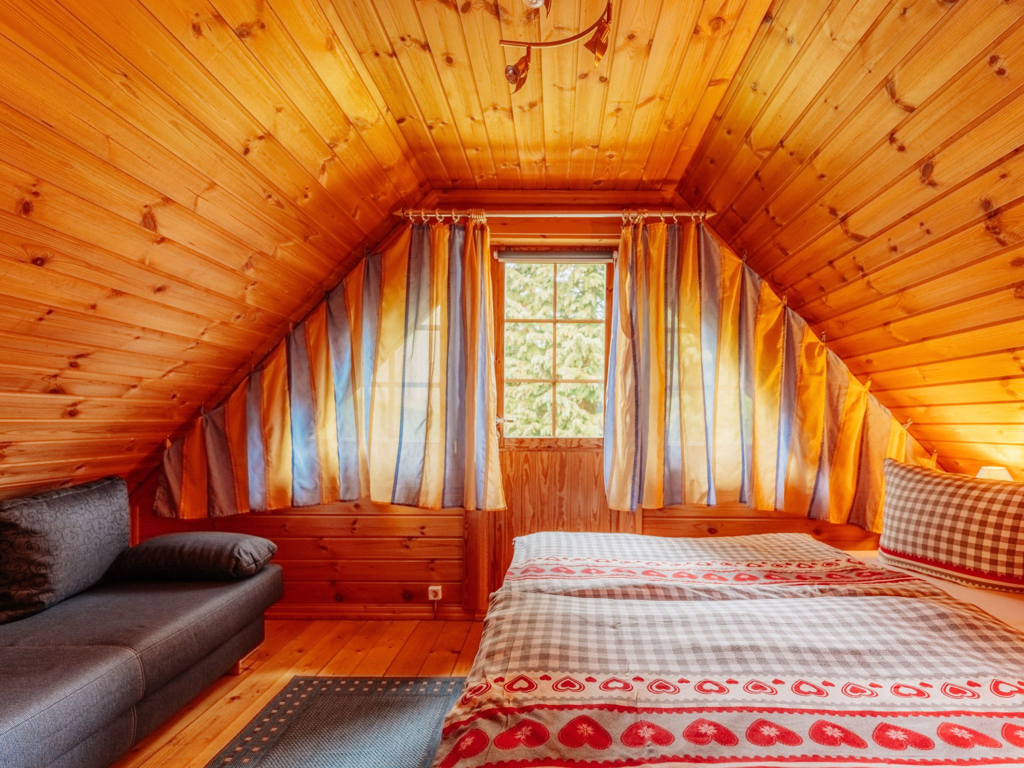 In Steina mit Kleinem Balkon-Drinnen