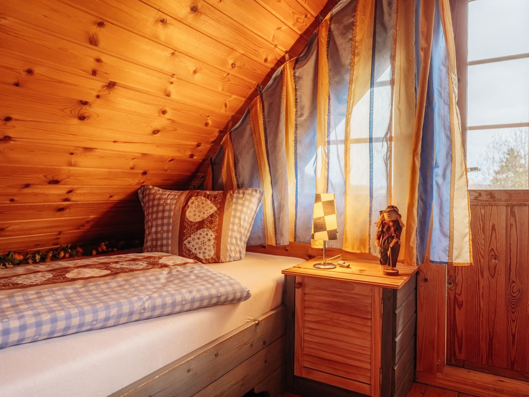 In Steina mit Kleinem Balkon-Drinnen