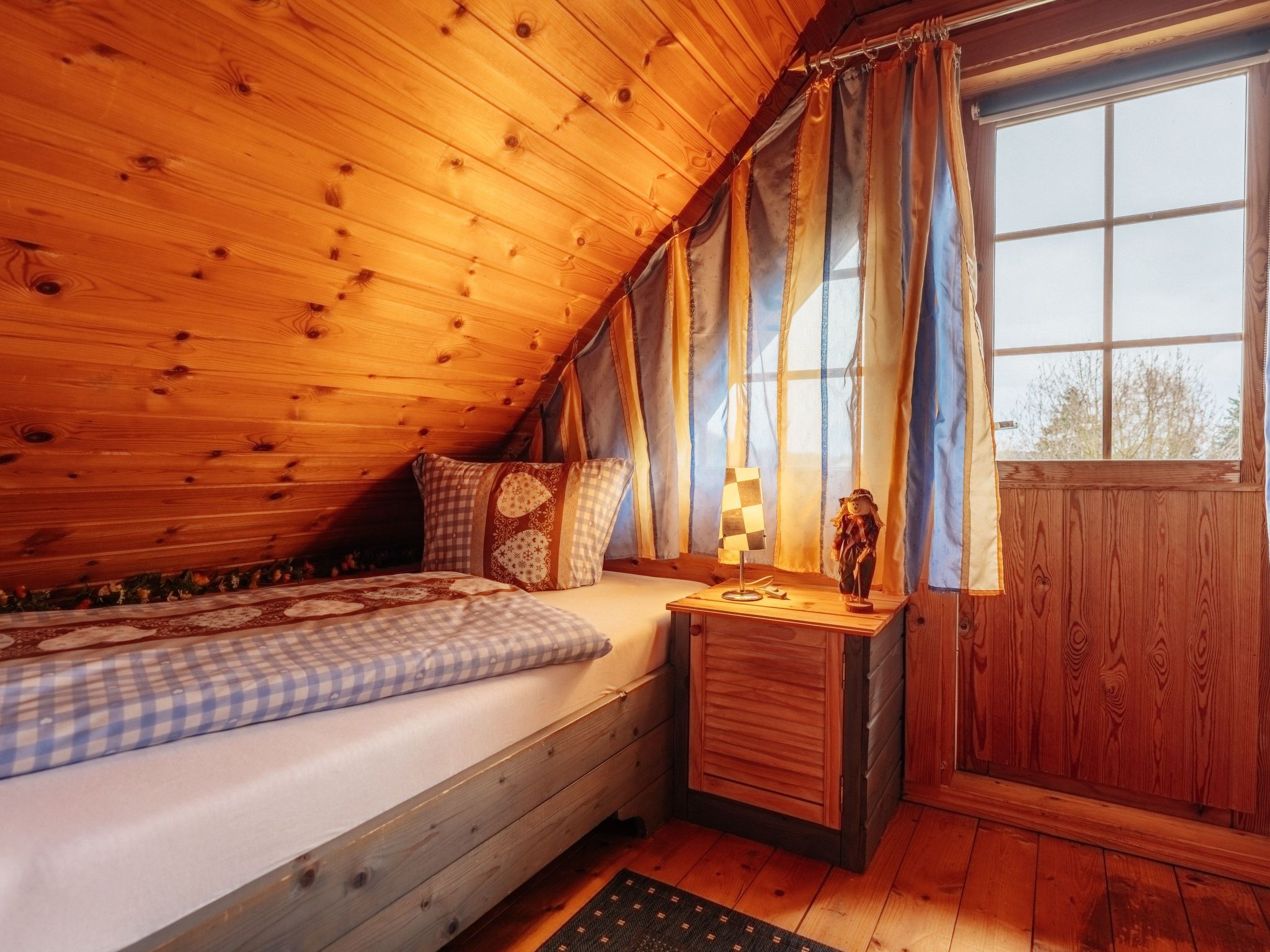 In Steina mit Kleinem Balkon-Drinnen