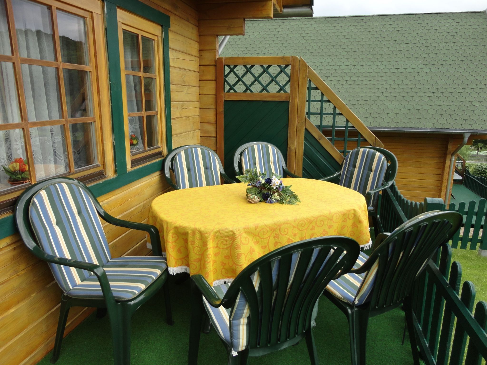 In Steina mit Kleinem Balkon-Drinnen