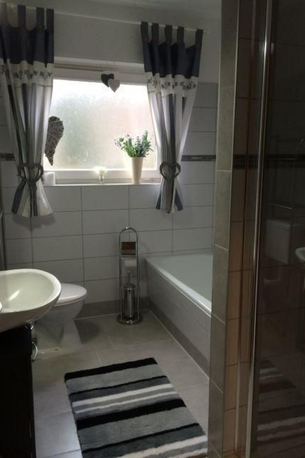 Freistehendes Ferienhaus in Sieber mit Terrasse, Garten und Grill-Image-tags.info