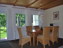 Ruim vakantiehuis aan de golfbaan in Walkenried, Harz - thumbnail 6