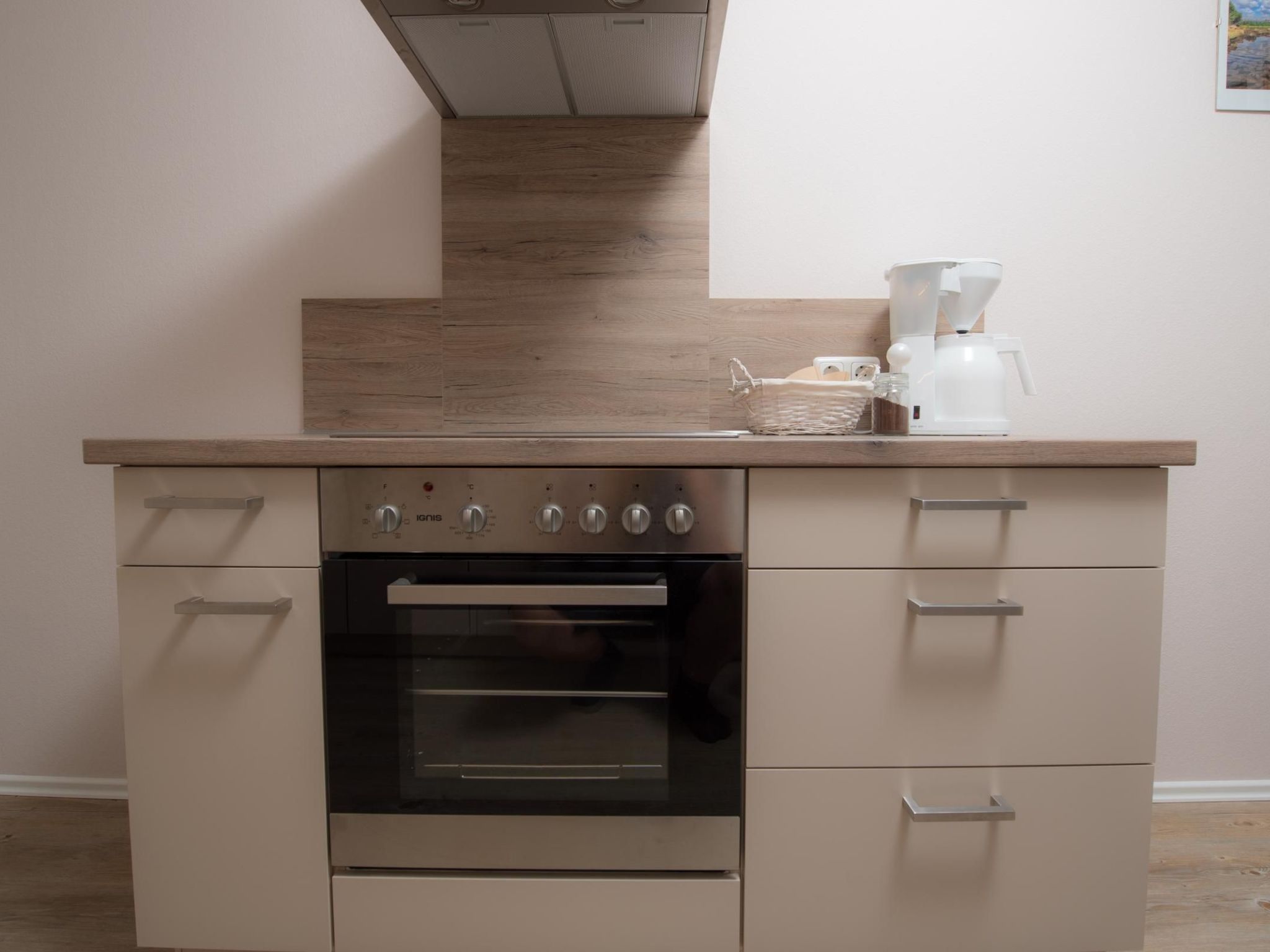 Große Wohnung in Bodenwerder mit Garten, Terrasse und gemeinsamem Pool-Image-tags.info