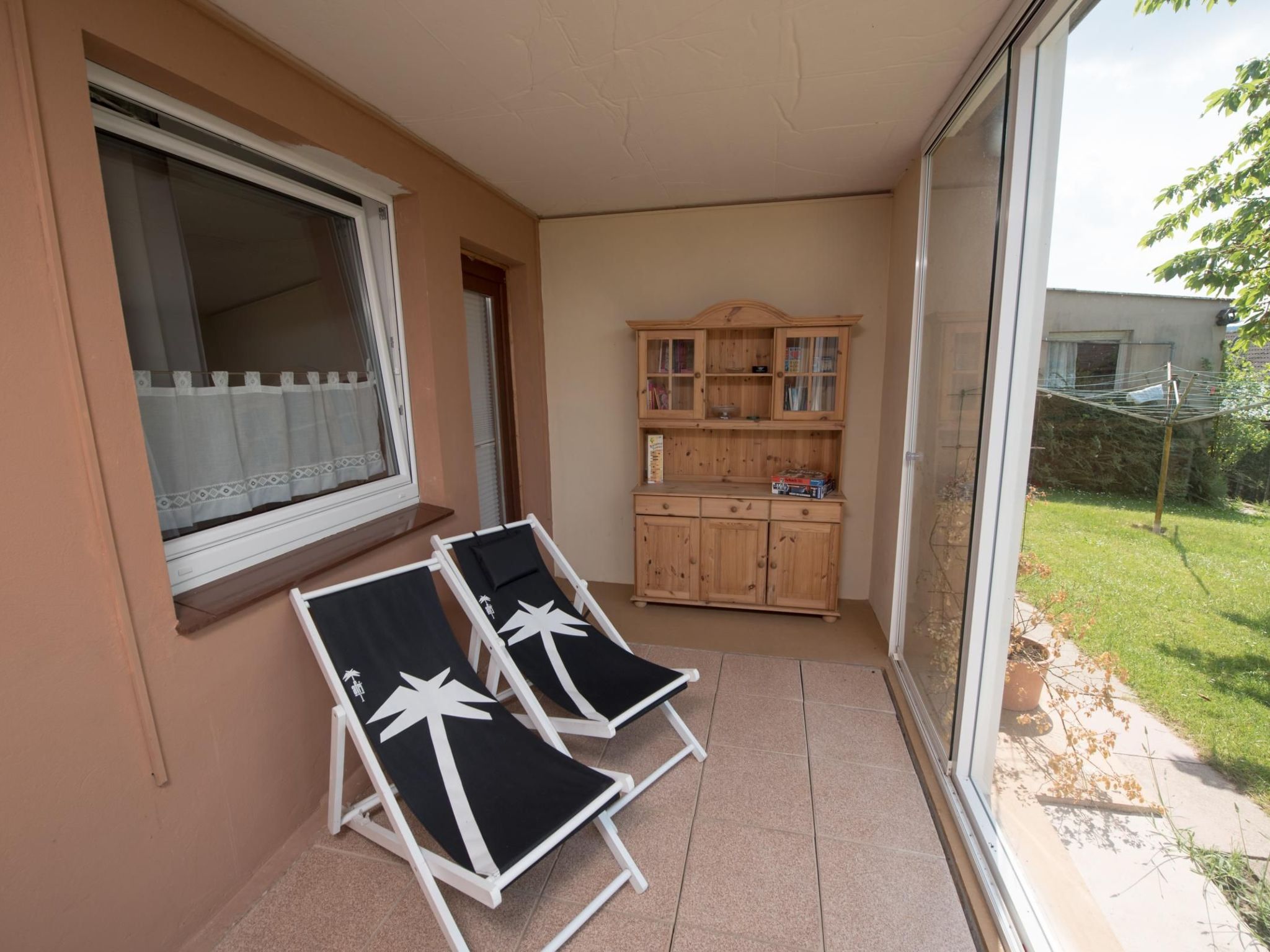 Große Wohnung in Bodenwerder mit Garten, Terrasse und gemeinsamem Pool-Image-tags.info