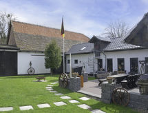 Historisch vakantiehuis nabij Weserbergland met grote tuin en sauna - thumbnail 5