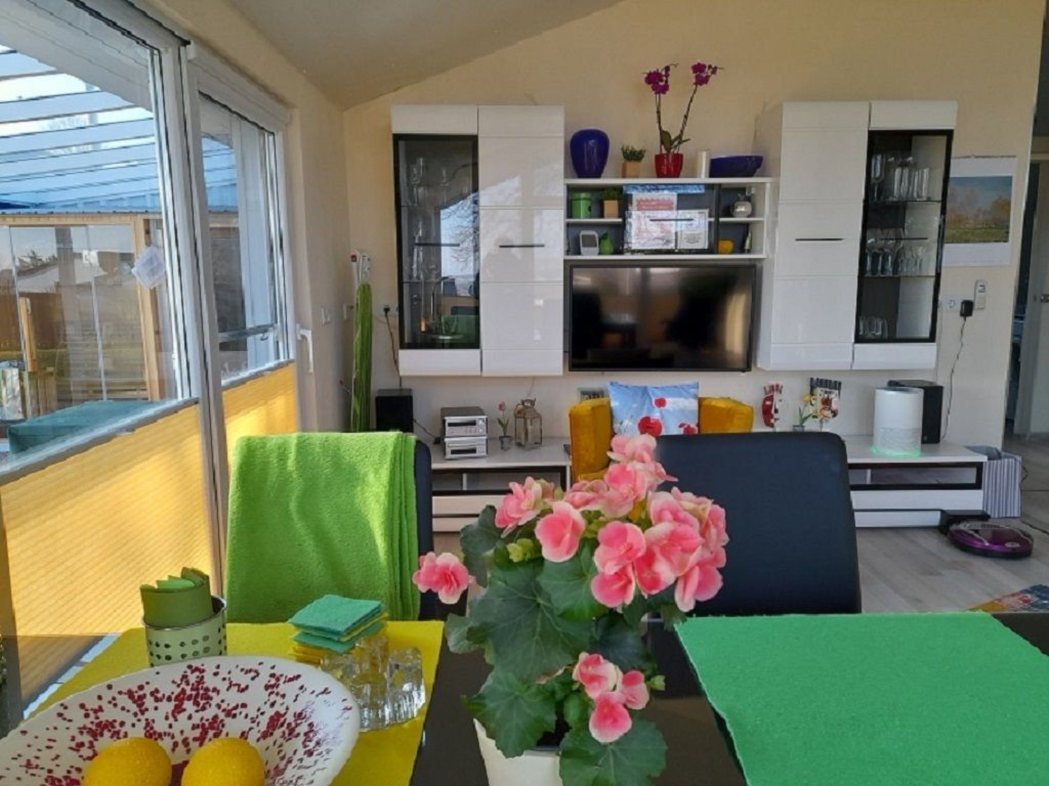 Atrium-Image-tags.info