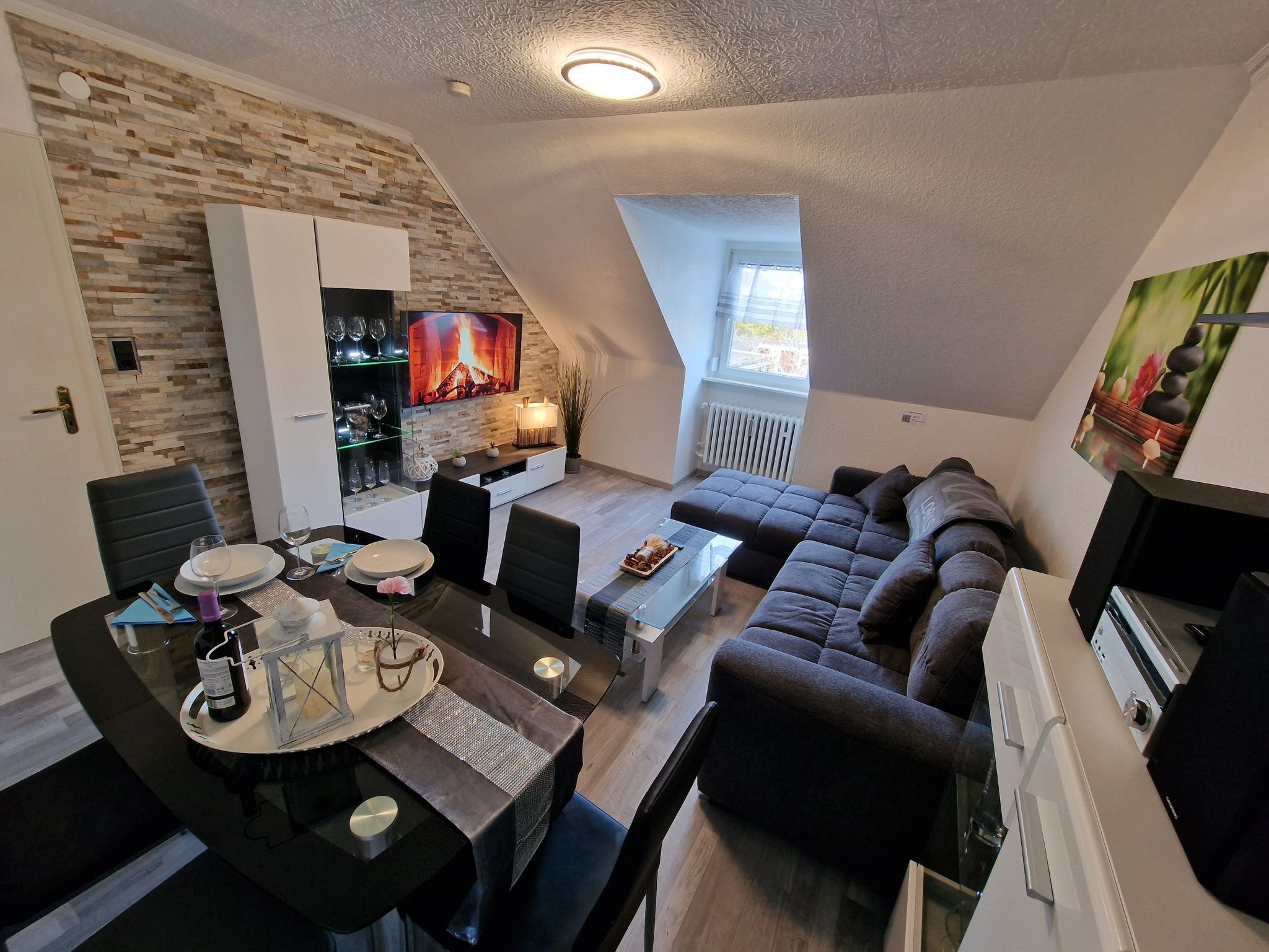 Exklusives und helles Apartment im Zentrum-Image-tags.info