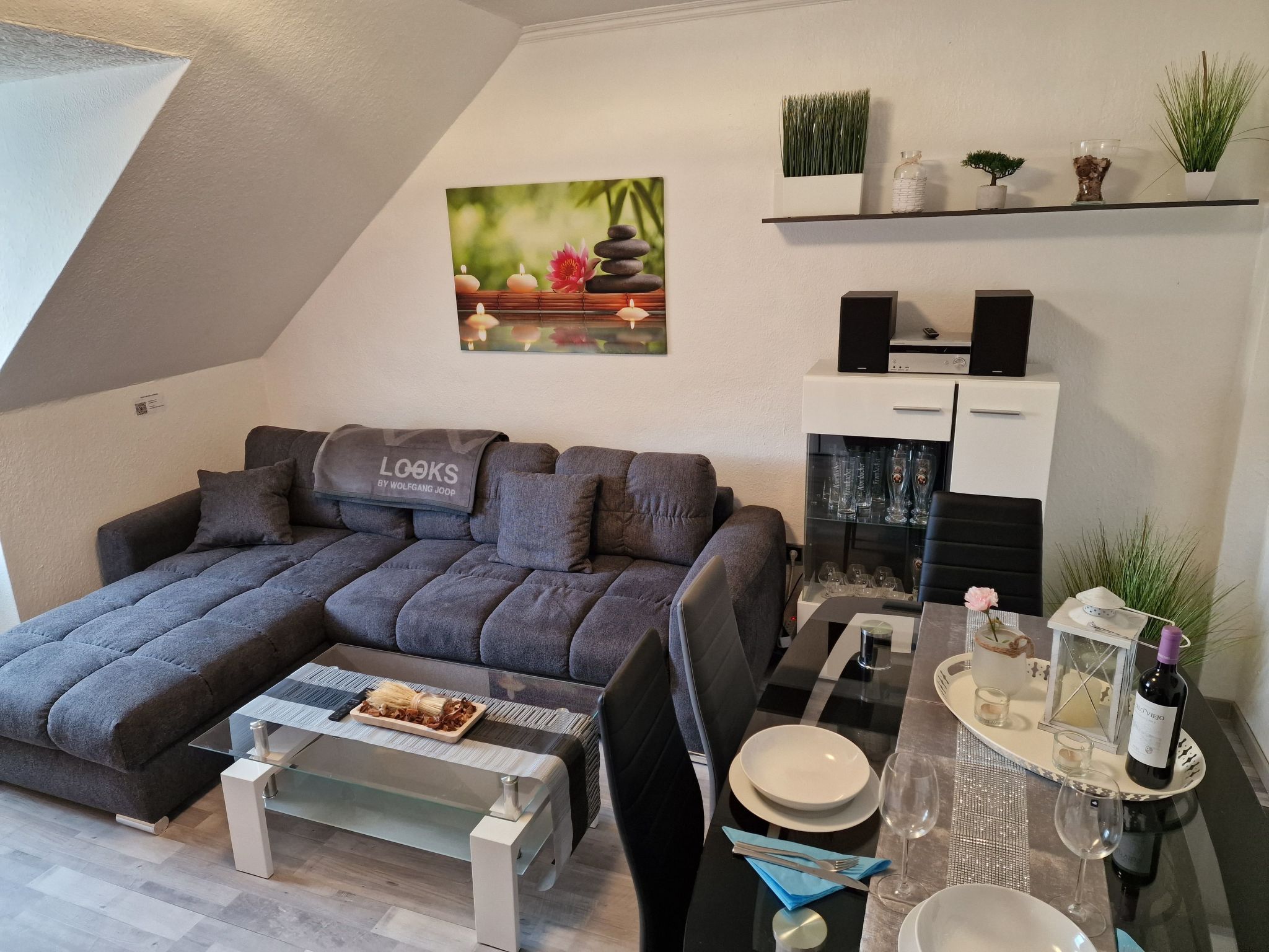 Exklusives und helles Apartment im Zentrum-Image-tags.info