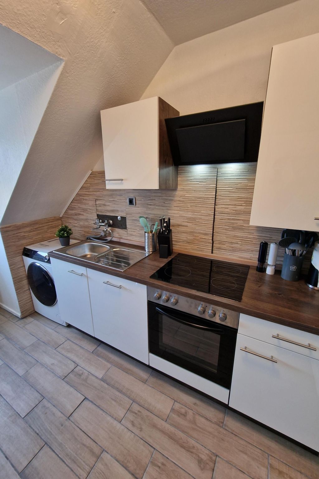 Exklusives und helles Apartment im Zentrum-Image-tags.info