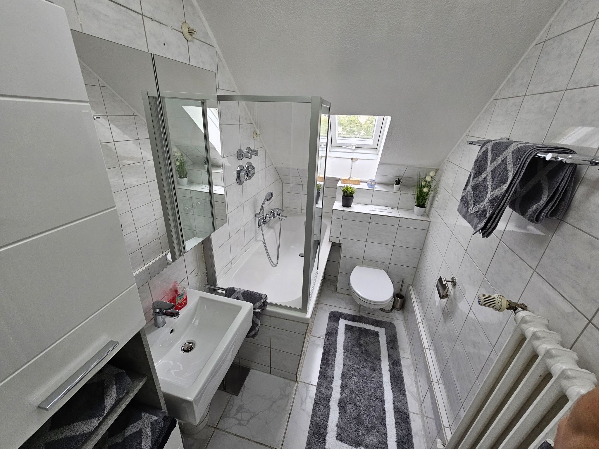 Exklusives und helles Apartment im Zentrum-Image-tags.info