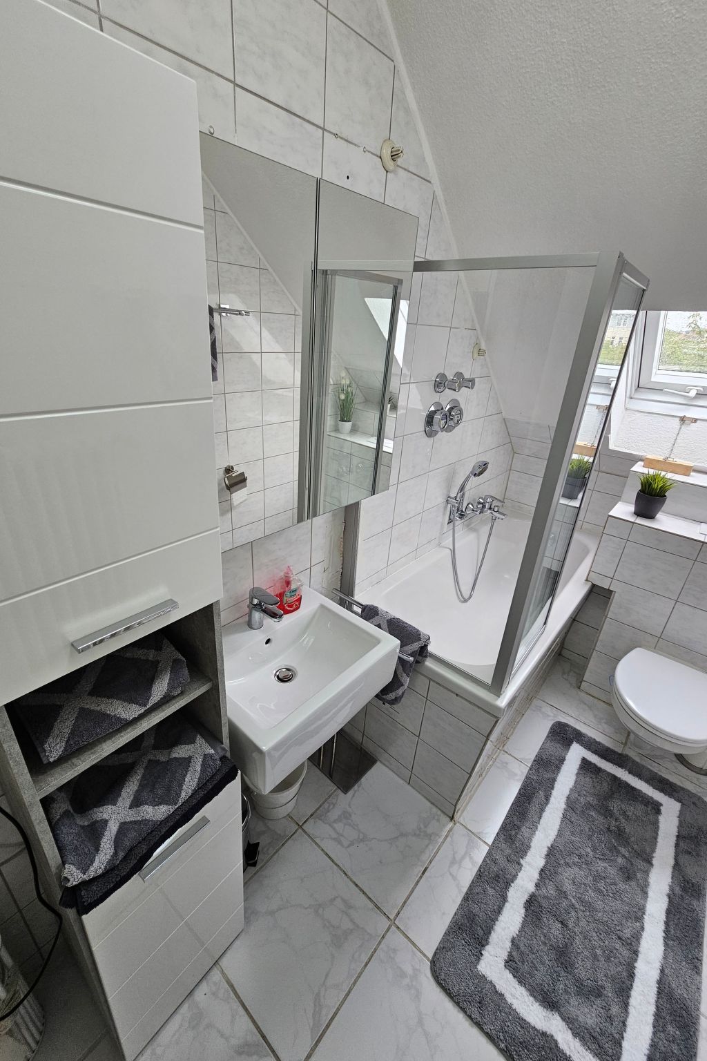 Exklusives und helles Apartment im Zentrum