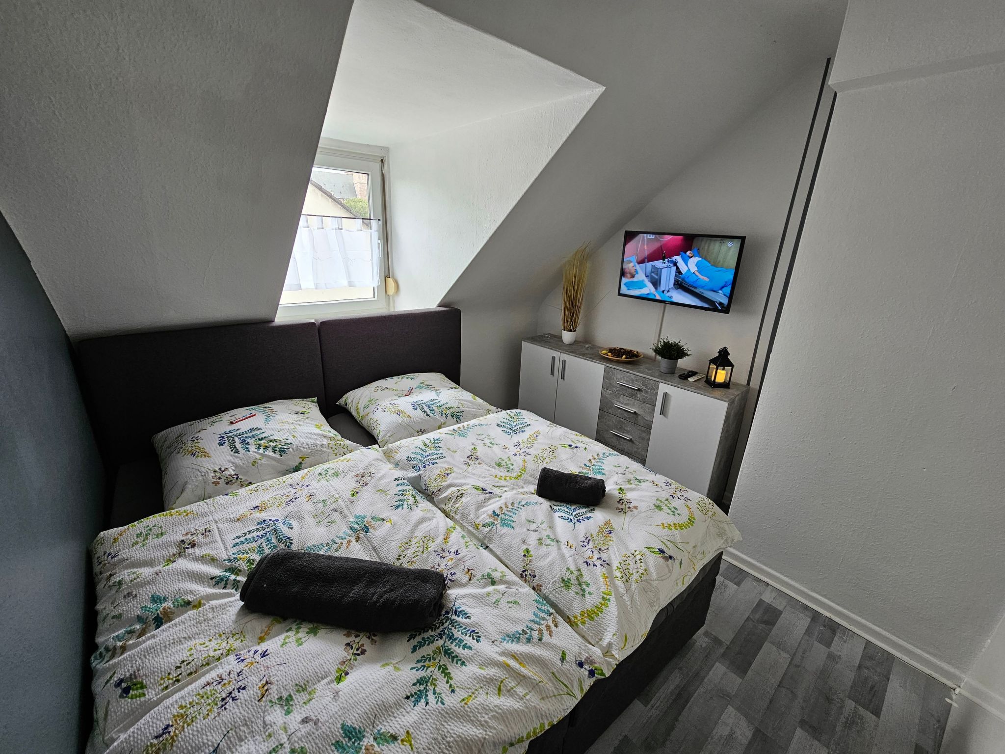 Exklusives und helles Apartment im Zentrum-Image-tags.info