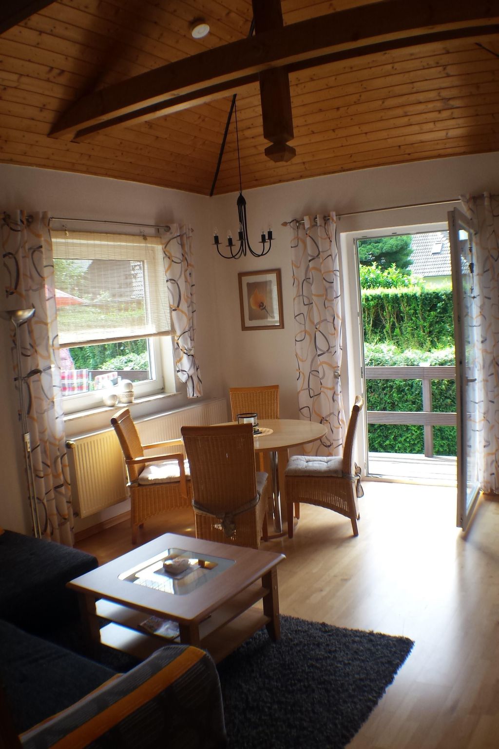 In Beverungen mit Sonniger Terrasse-Image-tags.info