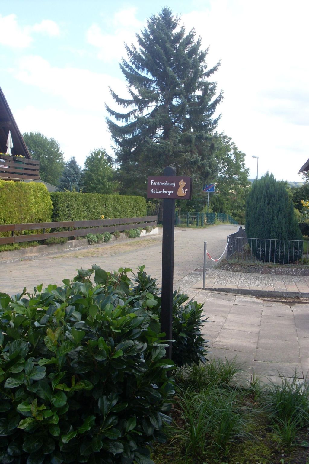 In Beverungen mit Sonniger Terrasse-Image-tags.info