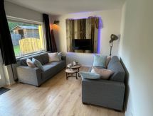 Ruim 6-persoons appartement in Schwalefeld met tuin, terras & biljart - thumbnail 1