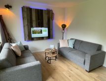 Ruim 6-persoons appartement in Schwalefeld met tuin, terras & biljart - thumbnail 3