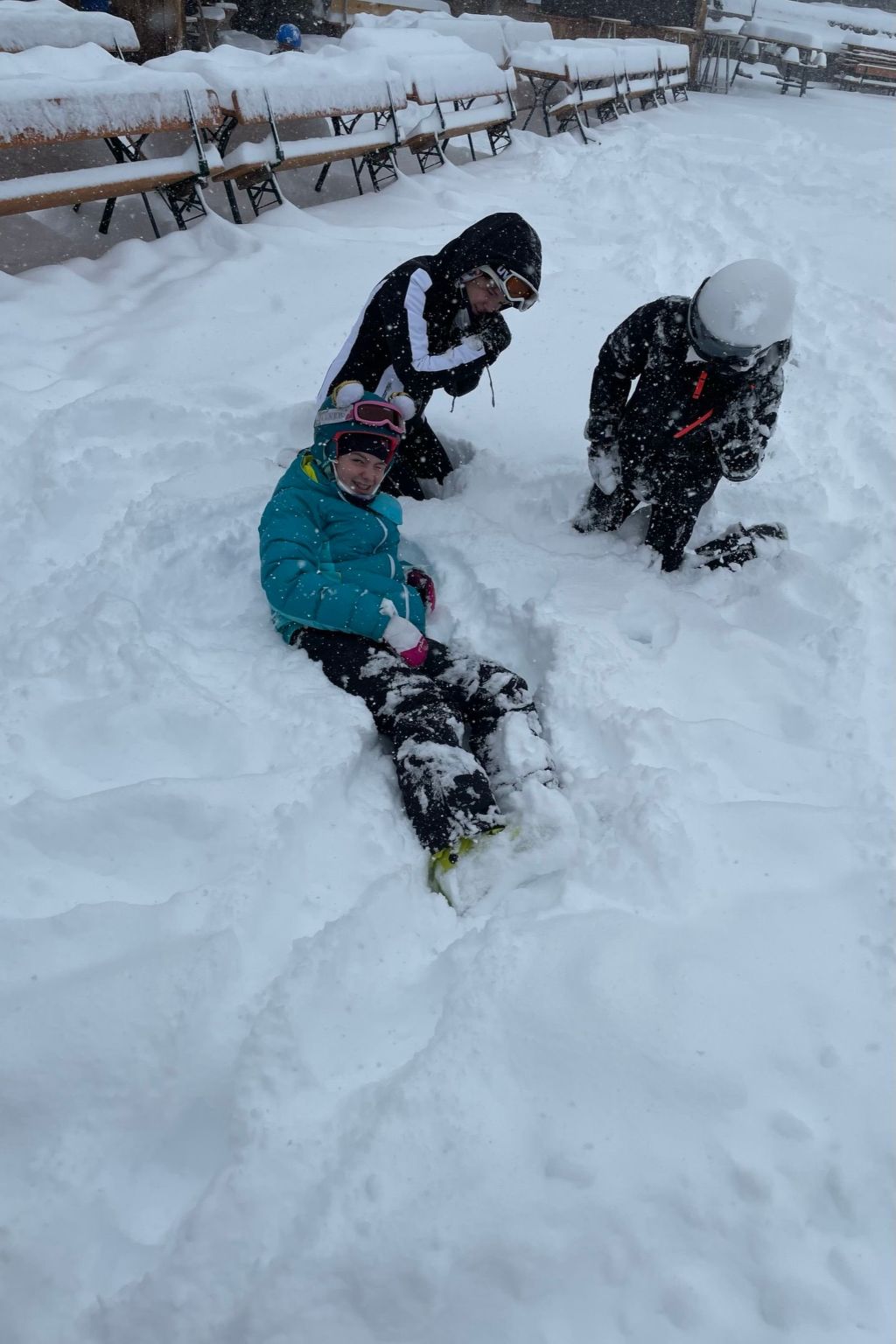 Renovierte Wohnung in Schwalefeld mit Garten, Terrasse und Grill-Image-tags.info