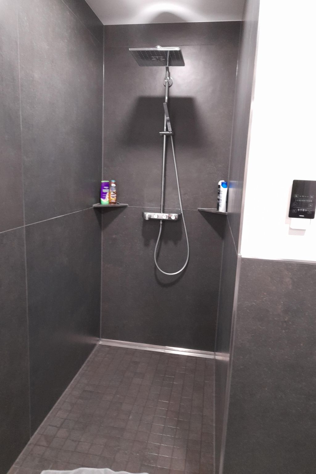 Familienjuwel am Diemelsee-Drinnen