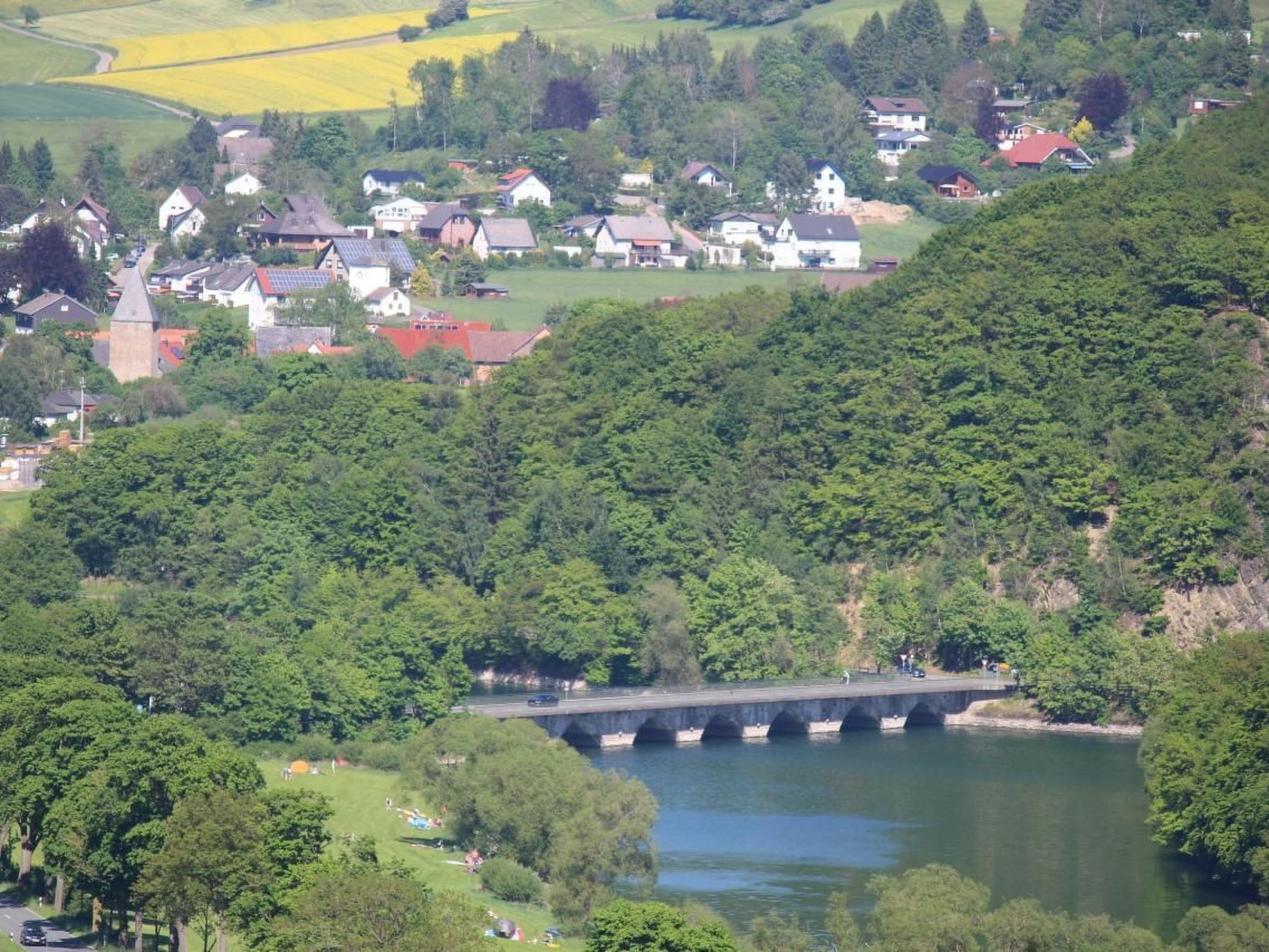 Wohnung in Heringhausen mit Grill-Drinnen