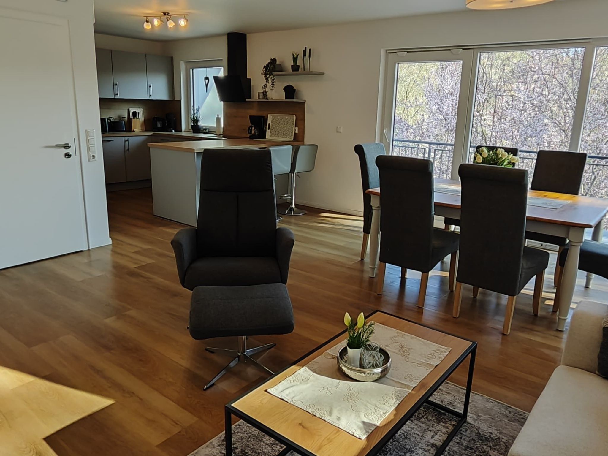 Chalet am Diemelsee-Image-tags.info