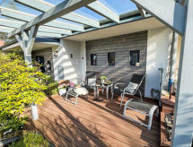 Knusse woning met open haard en tuin vlakbij het meer van Vöhl - thumbnail 2