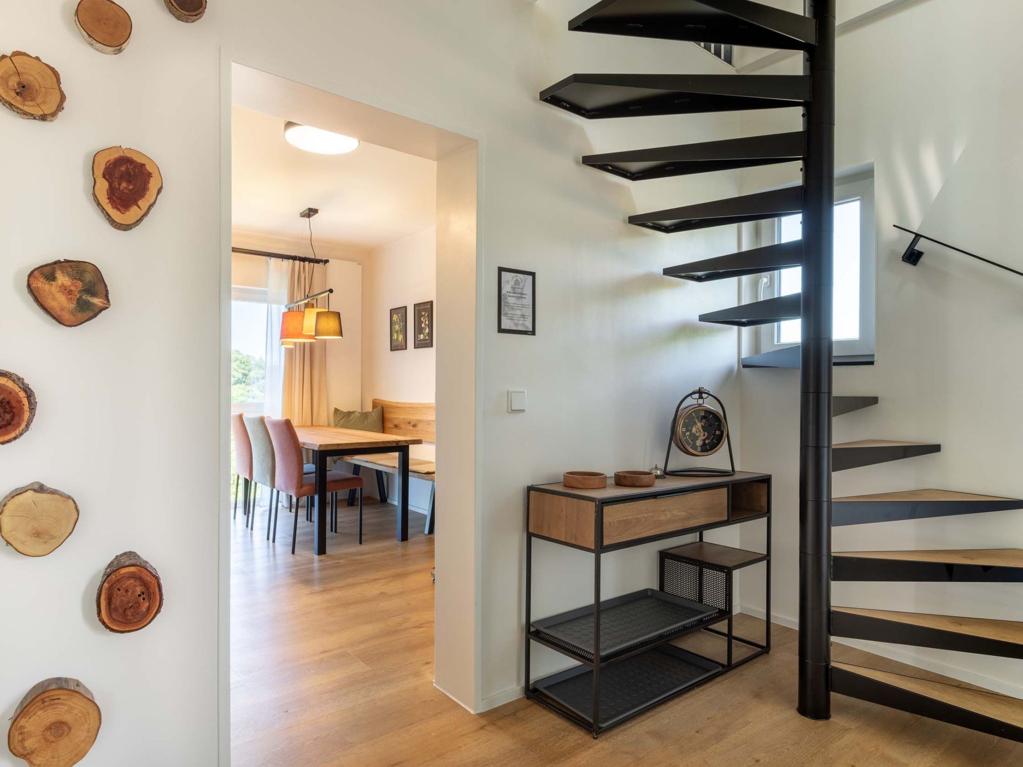 Overlook Lodge-Image-tags.info