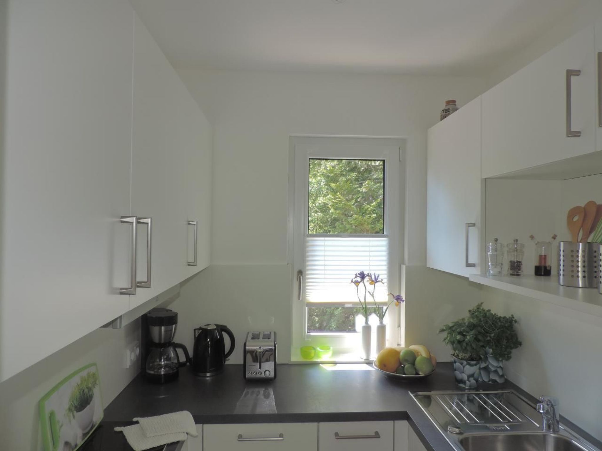 Gartenblick in Vöhl-Basdorf-Inside