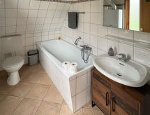 Houten huis Waldrauschen bij het Twistesee strand - thumbnail 5