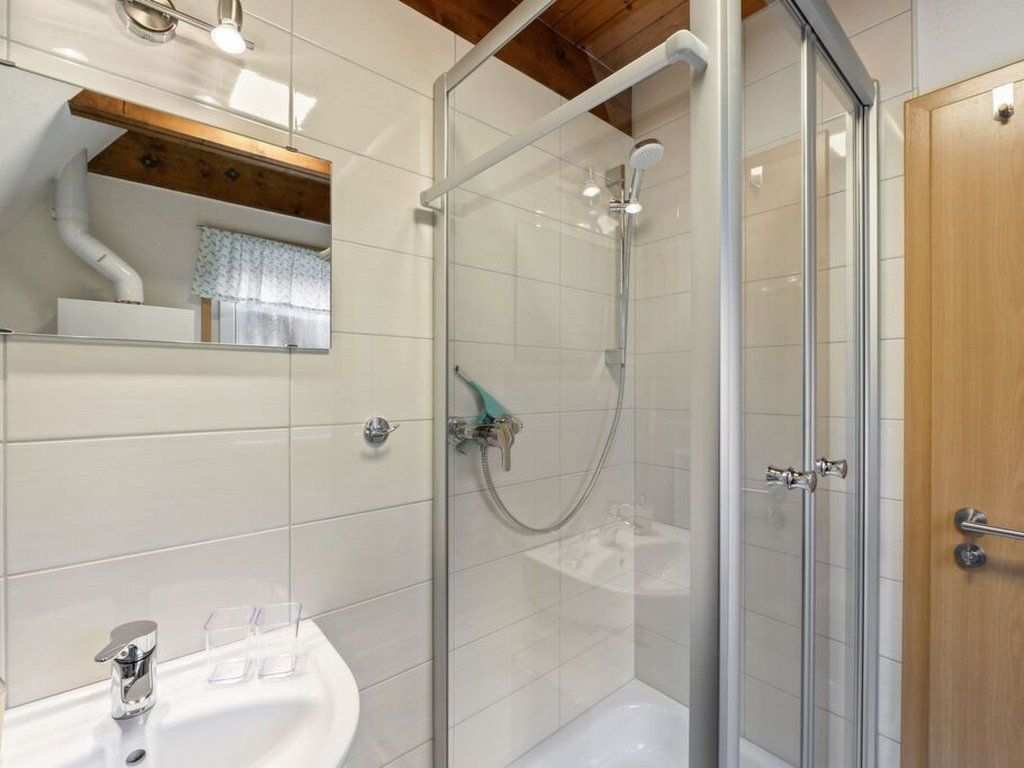 Schönes Ferienhaus am Twistesee-Binnen