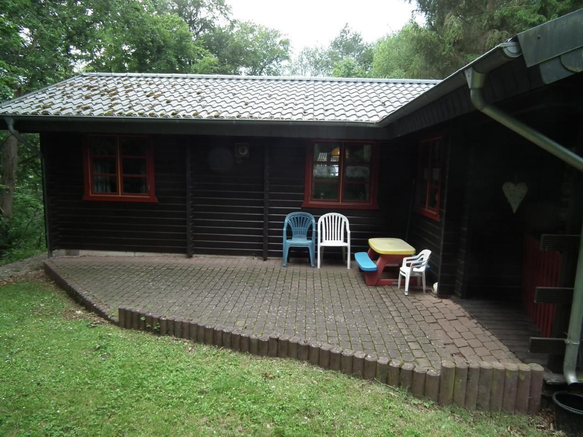 Wunderschönes Ferienhaus am Waldrand-Binnen