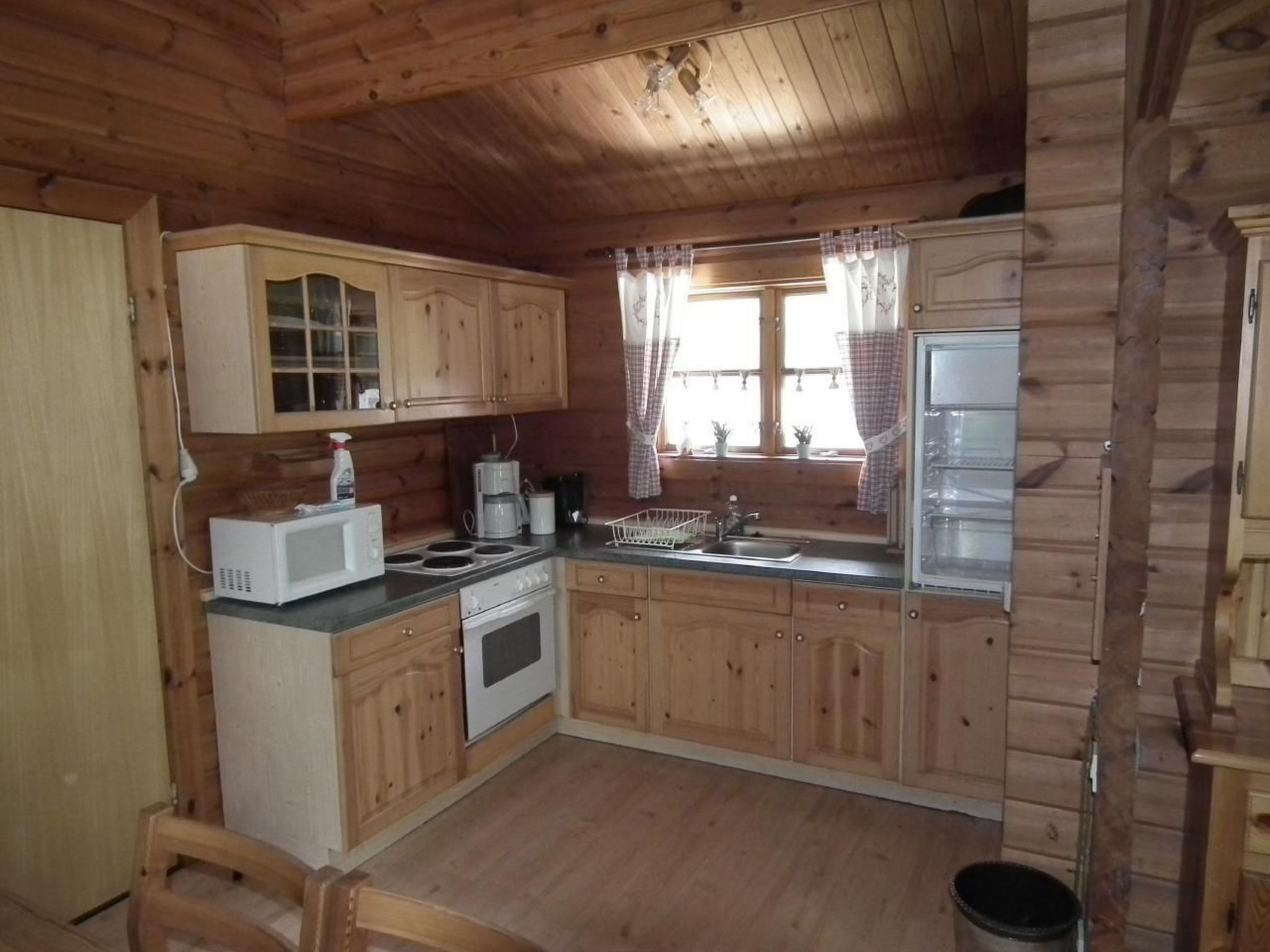 Wunderschönes Ferienhaus am Waldrand-Binnen