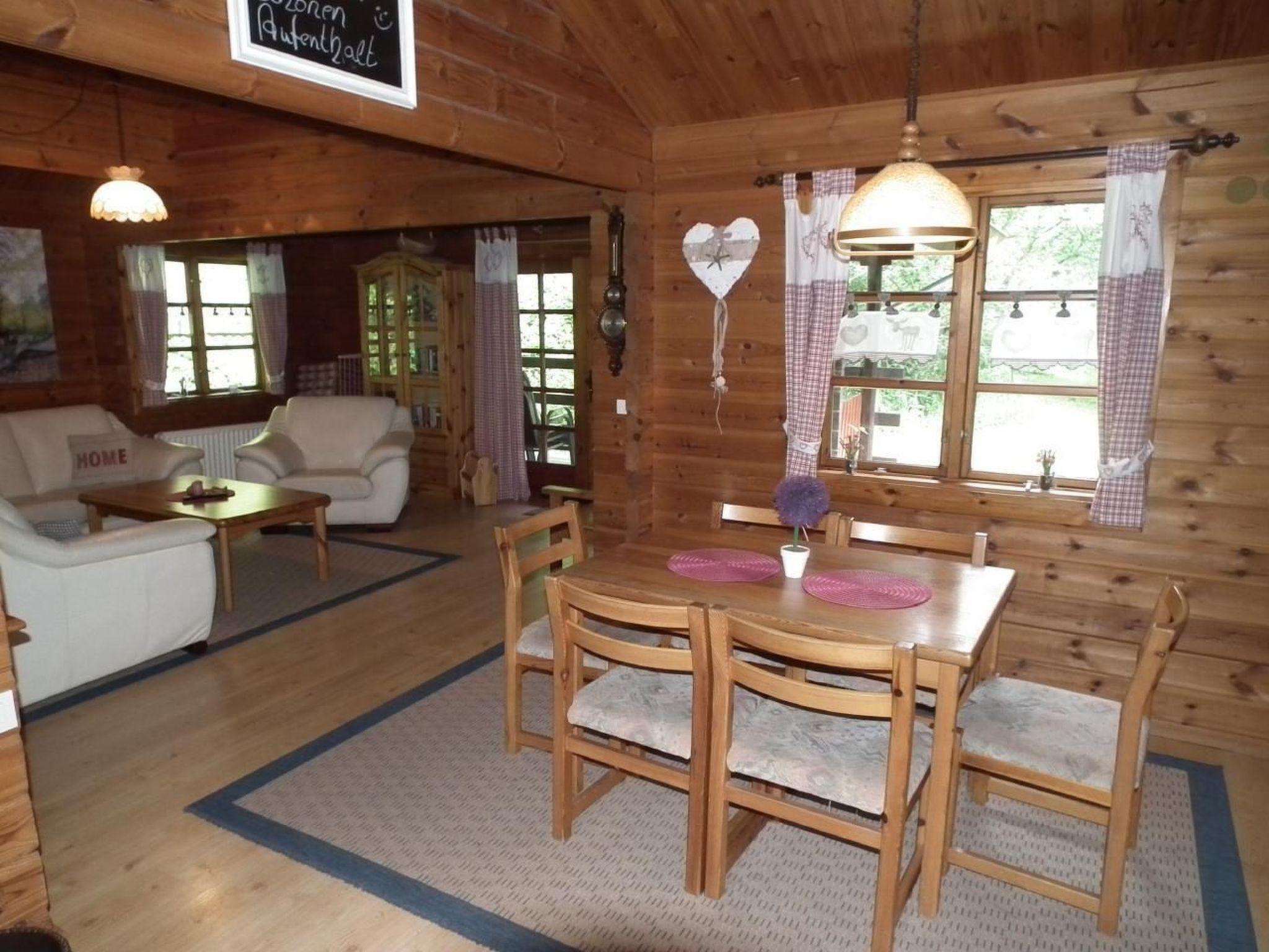 Wunderschönes Ferienhaus am Waldrand-Binnen