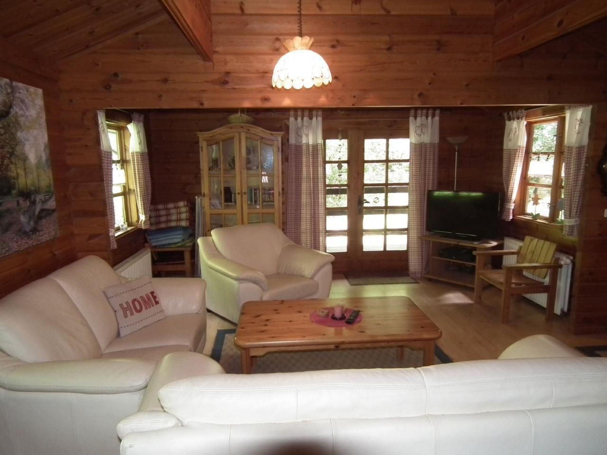 Wunderschönes Ferienhaus am Waldrand-Binnen